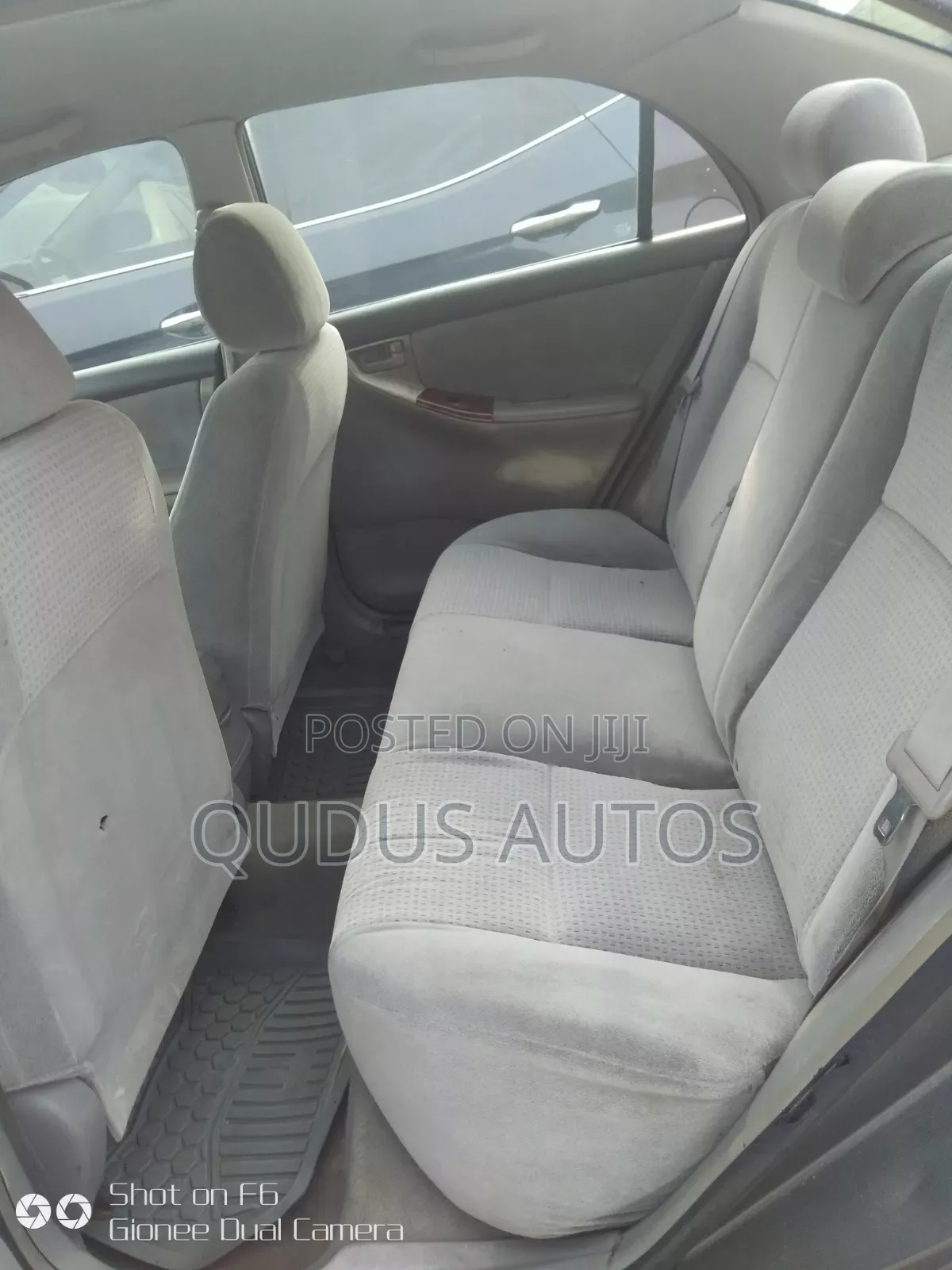 Toyota Corolla 2007 Gray