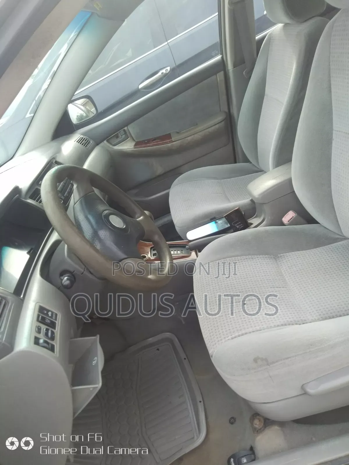Toyota Corolla 2007 Gray