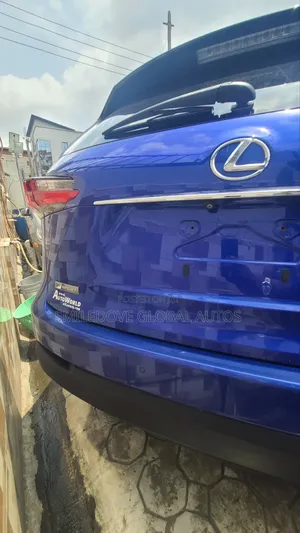 Lexus NX 200t FWD 2016 Blue