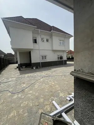 5bdrm Duplex in Mabglobal, Gwarinpa for rent
