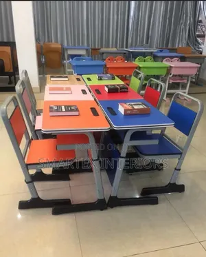 Best Quality Wooden Students Table With Chairs