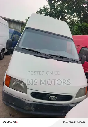 Ford Transit 2000 White