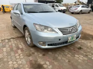Lexus ES 350 2011 Green