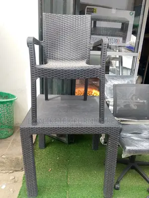 This Is Our Quality Horse Set 4 Chair One Table