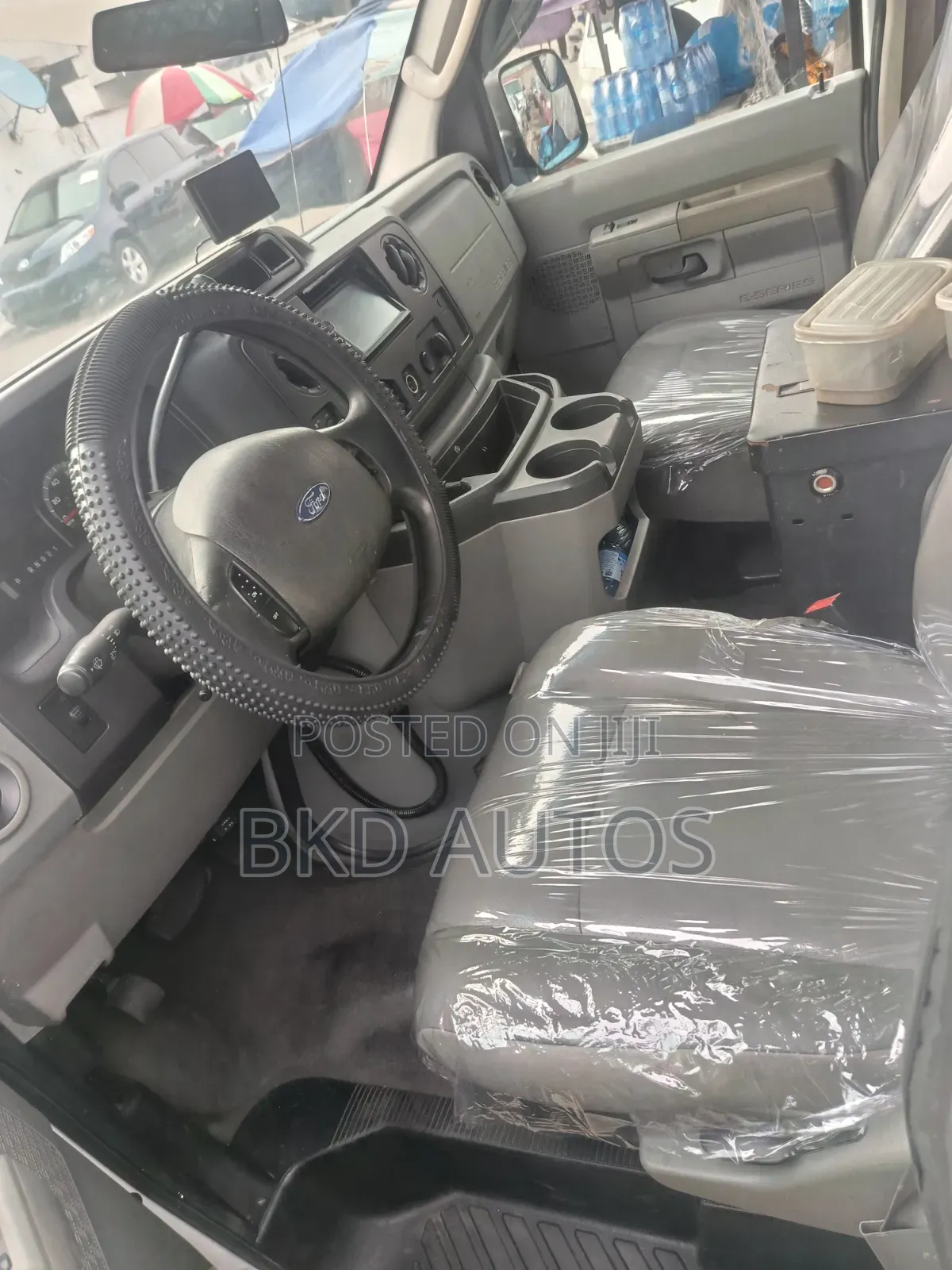 Ford E250 2013 White