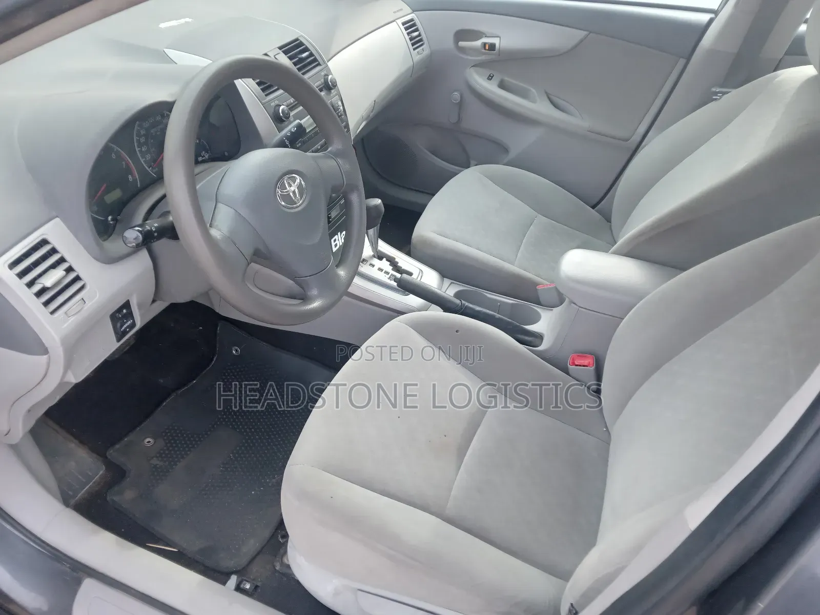 Toyota Corolla 2010 Gray