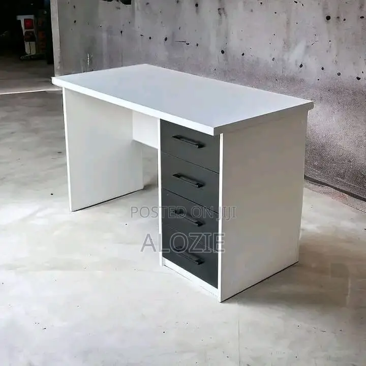 Mirror Stand
