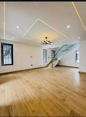 4bdrm Duplex in Sangotedo for rent