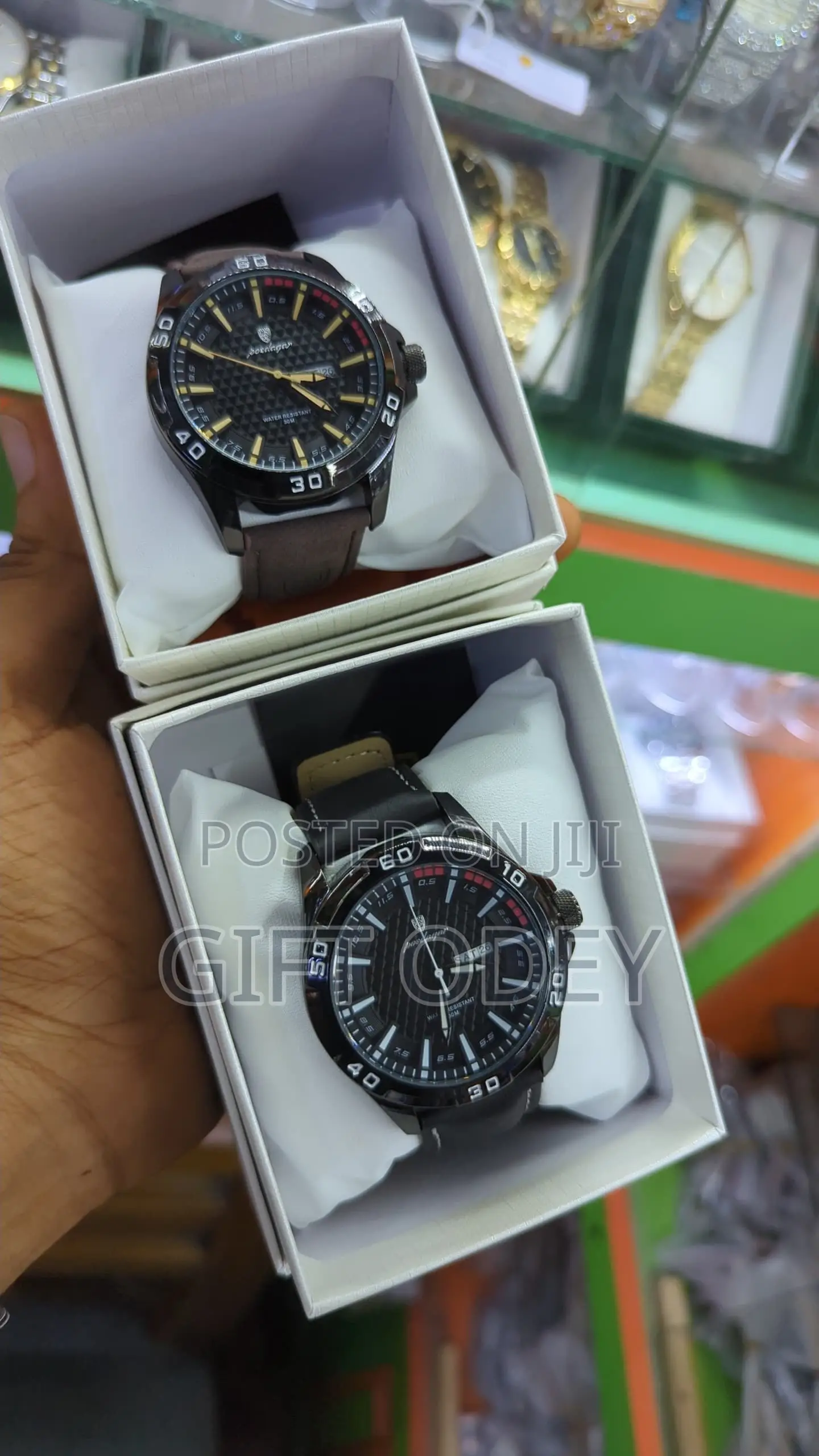 Poedagar Leather Watch