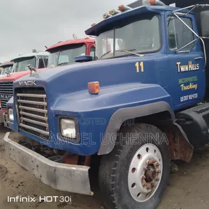 Mack Trucks Tipper