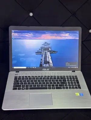Laptop Asus X751NA 8GB Intel Core i7 HDD 750GB