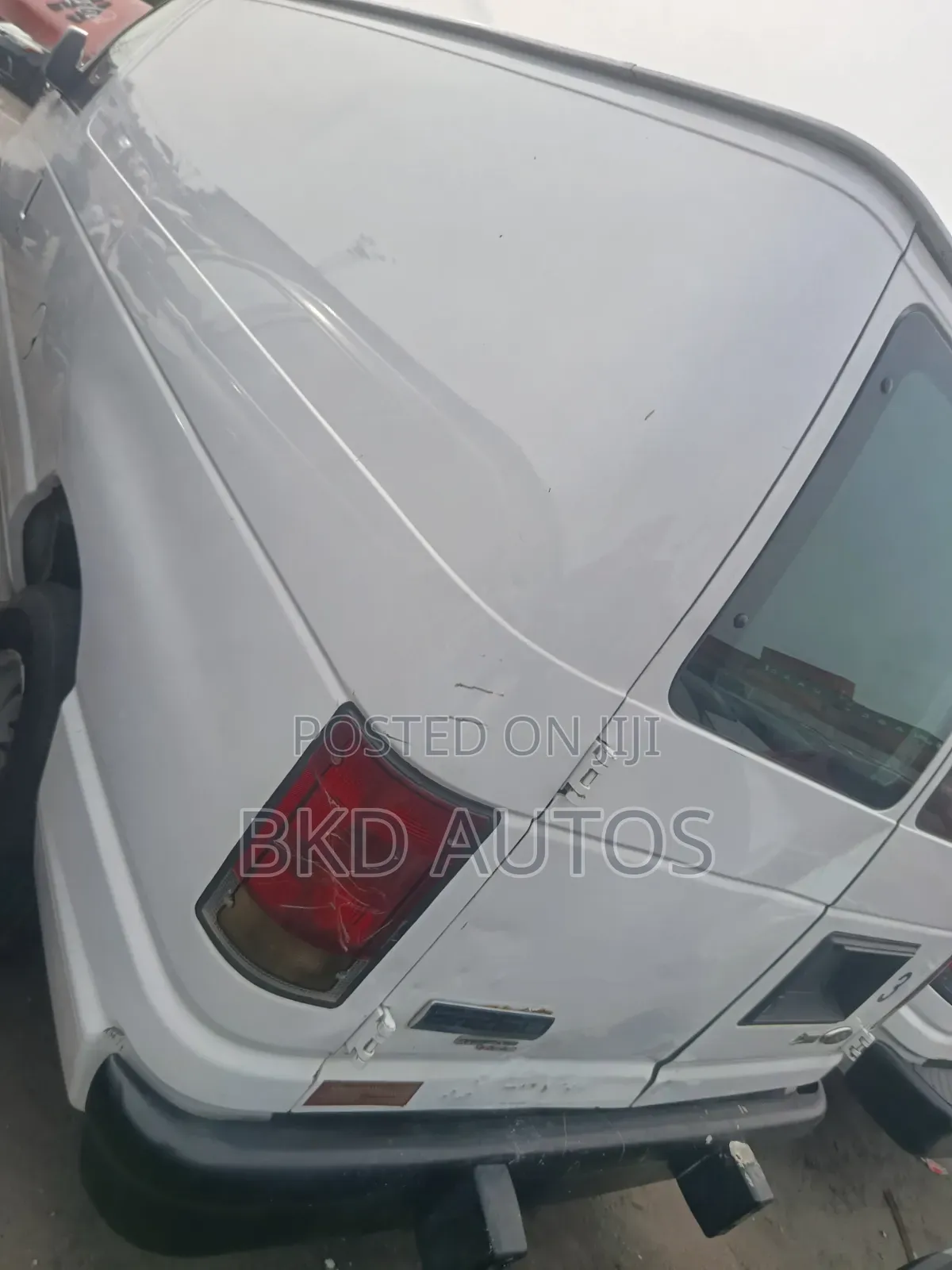 Ford E250 2014 White
