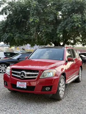 Mercedes-Benz GLK-Class 350 4MATIC 2010 Red