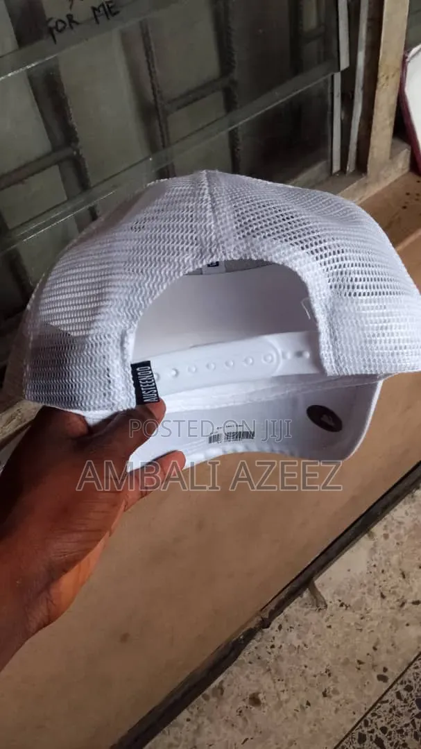 Into All Types of Plain Cap