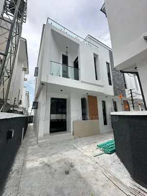 4bdrm Duplex in Ikota for sale