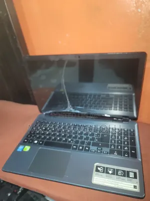 Laptop Acer Aspire E5-571G 8GB Intel Core i5 HDD 500GB