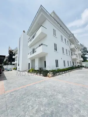 3bdrm Apartment in Banana Island for rent