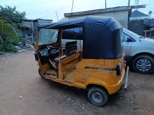TVS 2023 Orange