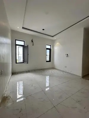 4bdrm Duplex in Gra Phase 3 for rent
