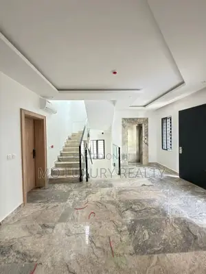 5bdrm Duplex in Ikoyi for rent