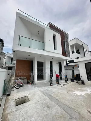 5bdrm Duplex in Ikota for sale