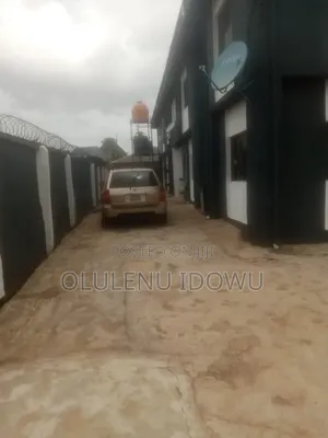 Furnished 3bdrm Block of Flats in Igando / Ikotun/Igando for sale