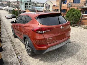 Hyundai Tucson Sport AWD 2016 Orange
