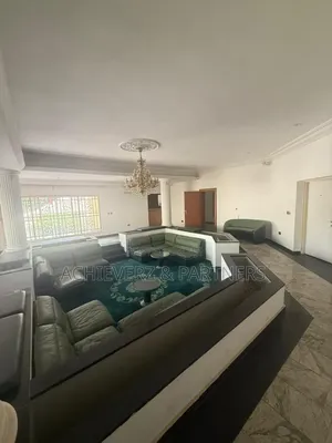 8bdrm Maisonette in Maitama for rent