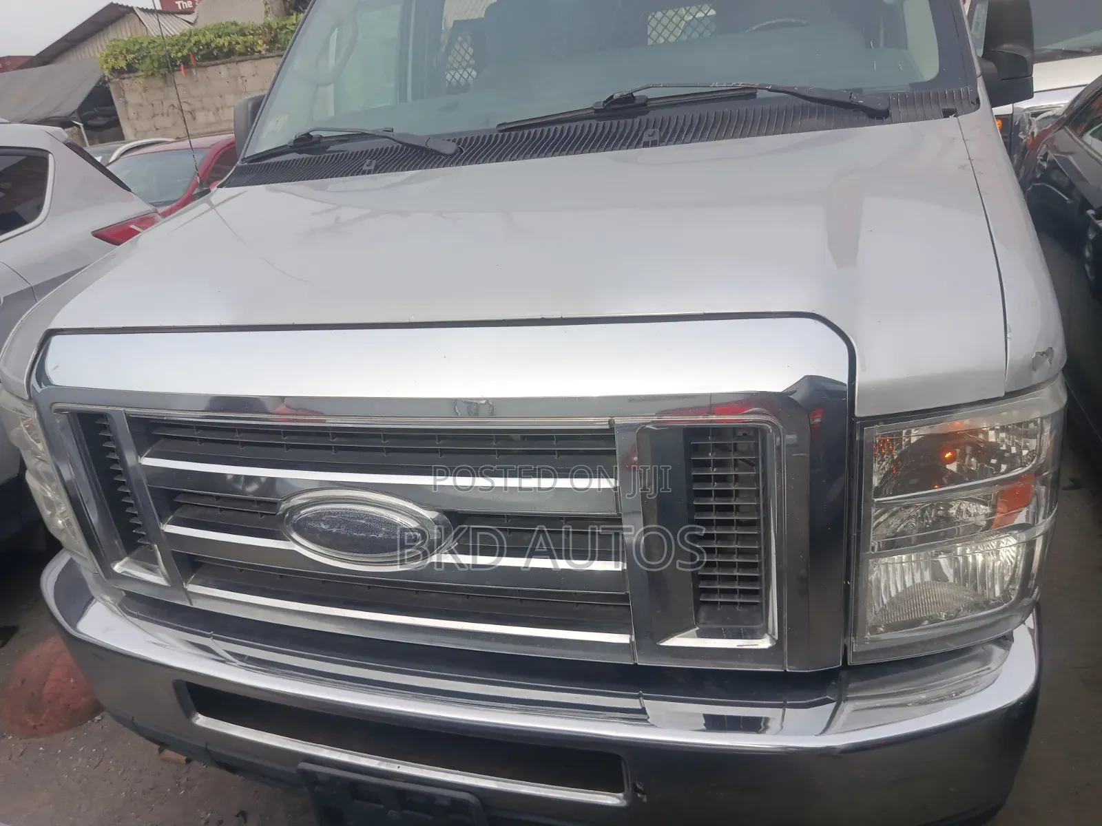Ford E250 2013 White