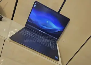 Laptop Dell 32GB Intel Core Ultra 7 SSD 1T