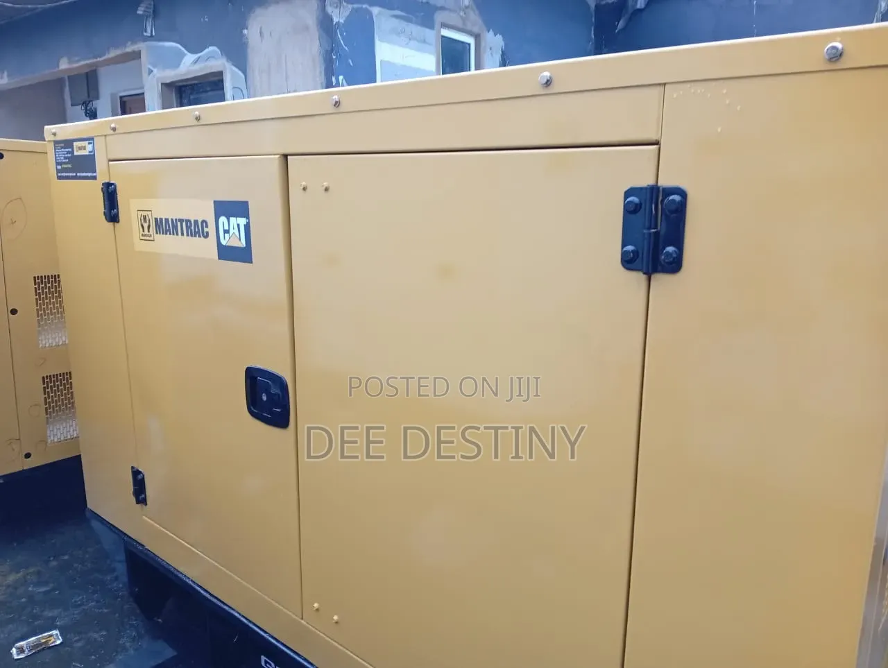 Mantrac Soundproof Generator