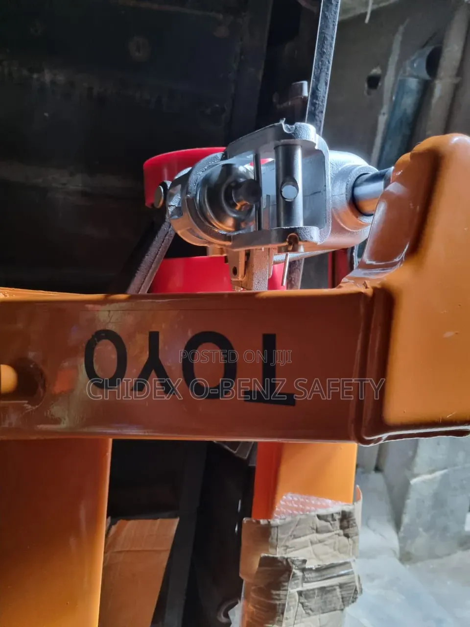 3tons Toyo Hydrolic Pallet Truck