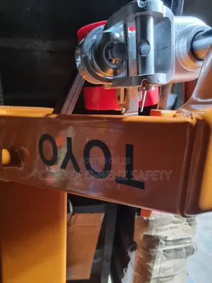 3tons Toyo Hydrolic Pallet Truck