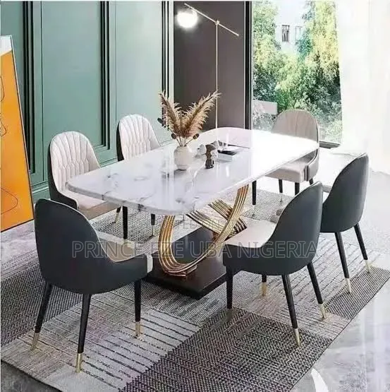 Modern Exclusive Dinning Table Set