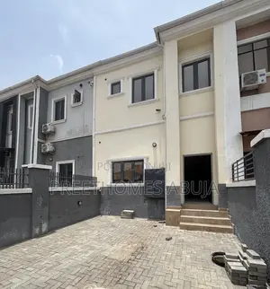 3bdrm Townhouse/Terrace in Asokoro for sale