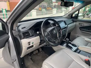 Honda Pilot 2017 Silver
