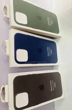 Official Apple iPhone 15 Plus Silicone Case