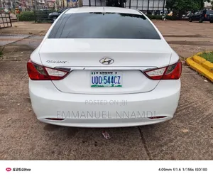 Hyundai Sonata SE 2.0T Sedan FWD (2.0L 4cyl 6A) 2012 White
