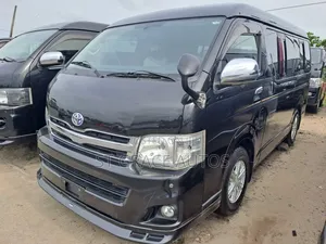 Toyota HiAce 2013 Black