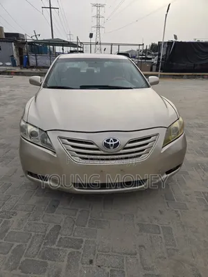 Toyota Camry 2.4 LE 2008 Brown