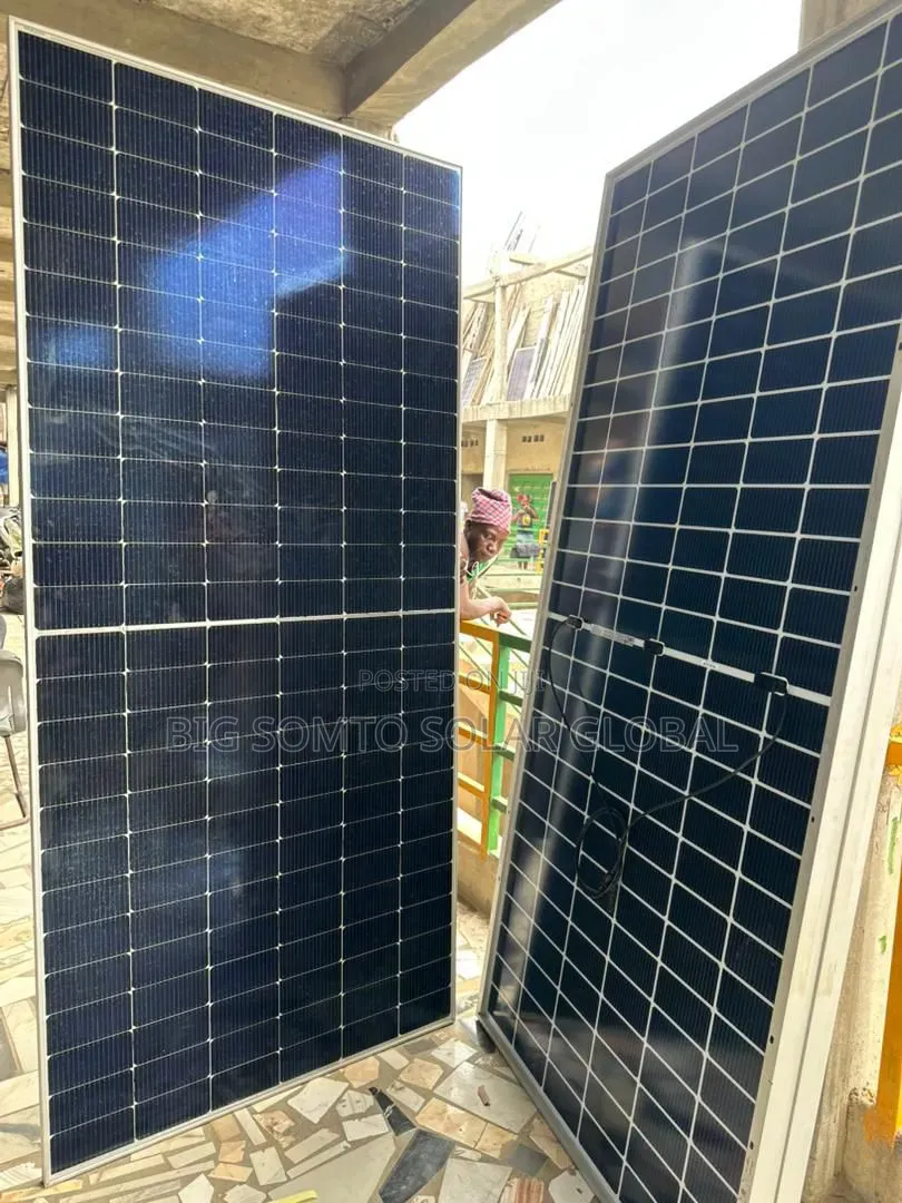 750watts Jinko Panel