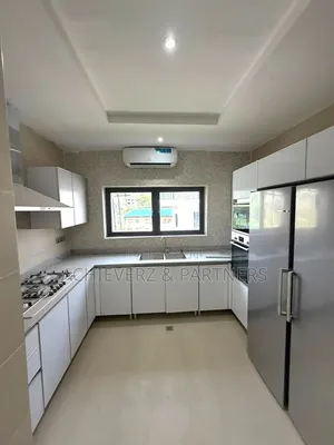 5bdrm Duplex in Maitama for rent