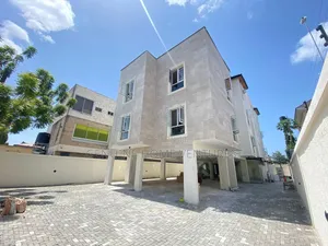 2bdrm Apartment in Lekki Phase One, Ikate for rent