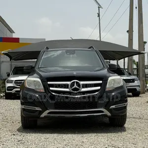 Mercedes-Benz GLK-Class 2013 Black