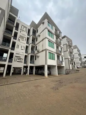 3bdrm Block of Flats in Lifecamp for sale