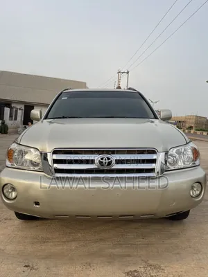 Toyota Highlander Limited V6 AWD 2003 Gold
