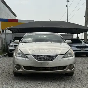 Toyota Solara 2004 Gold