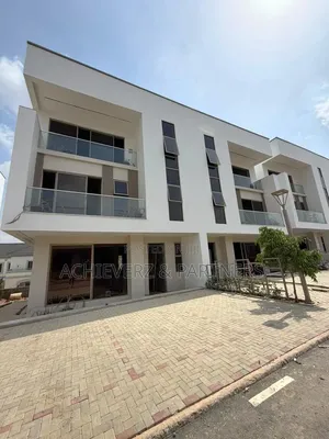 4bdrm Duplex in Guzape District for sale
