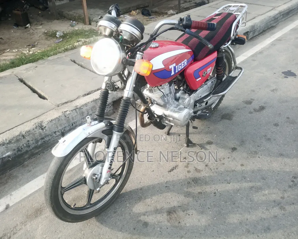Twinco Tiger 2024 Red