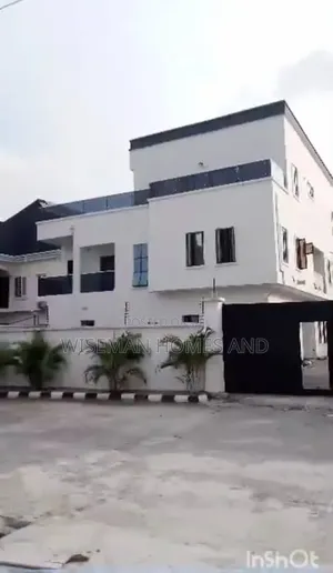 3bdrm Duplex in Thera Peace Zone for rent